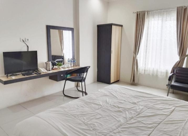 Khariz Hotel Букиттинги Экстерьер фото