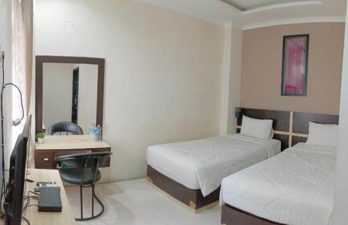 Khariz Hotel Букиттинги Экстерьер фото