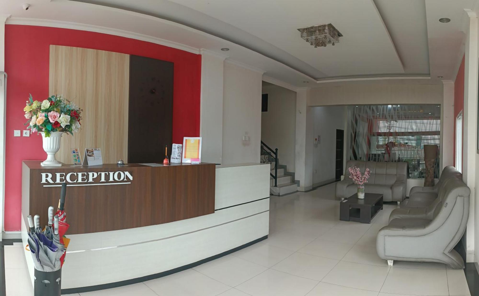 Khariz Hotel Букиттинги Экстерьер фото